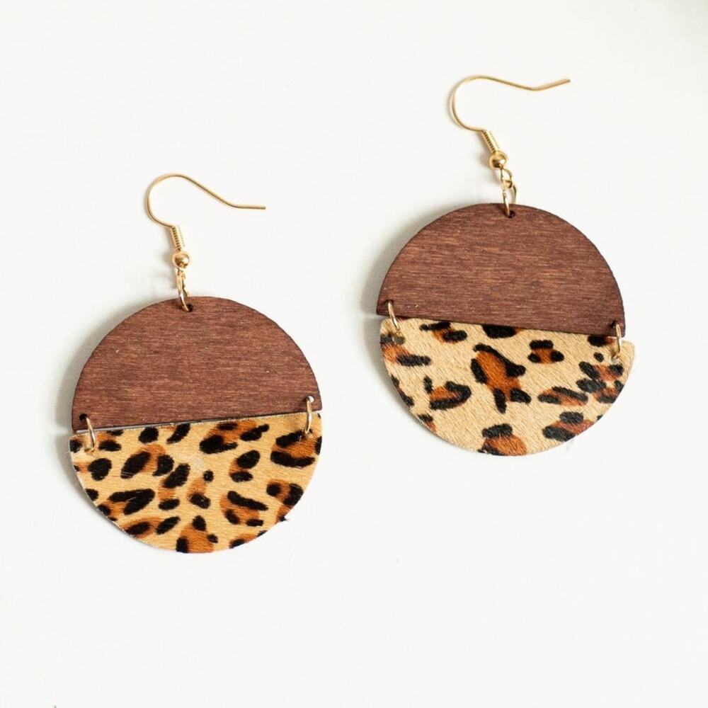 Georgia Dangle Hinged Earring Leopard Print Wood
